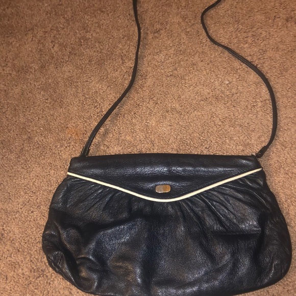 Vintage navy leather purse - Picture 1 of 3